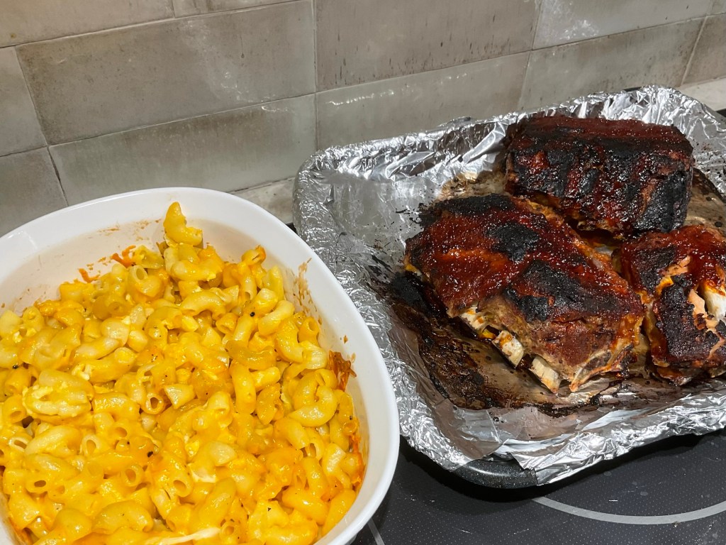 Ribs and Mac & Cheese